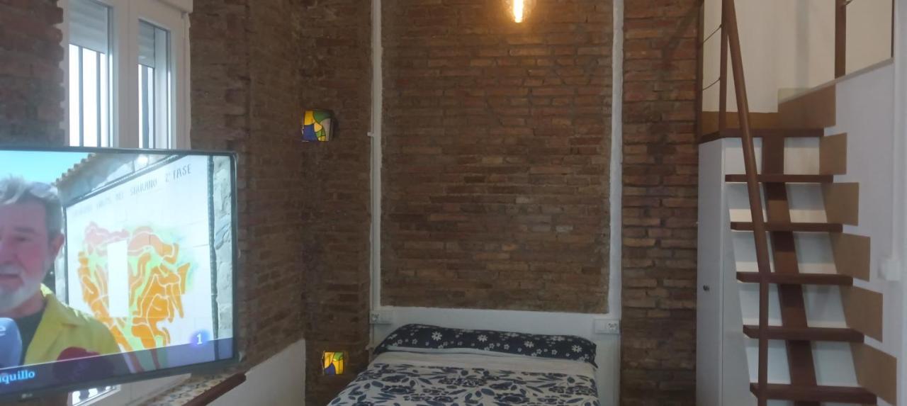 Fernando El Catolico Premium Apartment Malaga Exterior photo